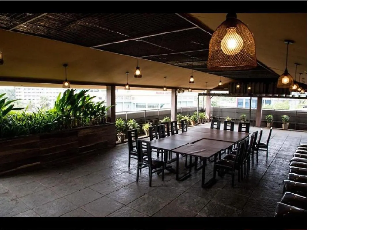 Hotel Nexstay Tower Calicut